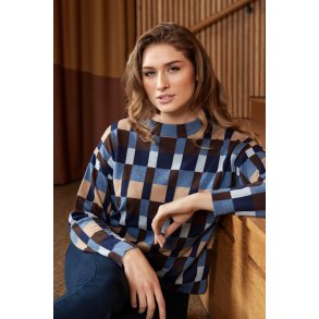 Sunday - Strikbluser 