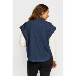 Bagsiden af den m�rkebl� denimvest fra 2-Biz p� model
