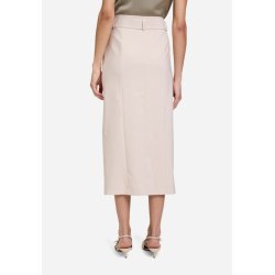 Betty Barclay nederdel p� model bagra i Lys Sand