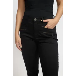 Detalje af lynlslommer p sorte Rany bukser fra 2-Biz