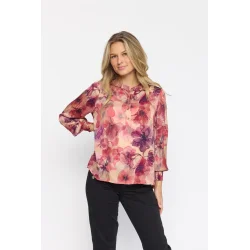 Kvinde ifrt 2-Biz bluse med lange rmer og v-udskring