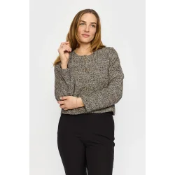 Kvinde ifrt 2-Biz boucle jakke med lukkede guldknapper, set forfra