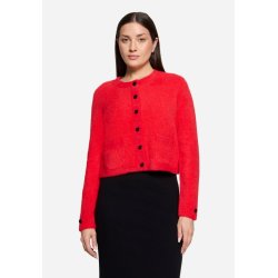 R�d cardigan set p� model forfra