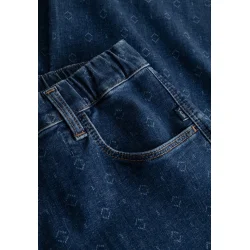 T�t p� lommedetalje og det fine m�nster p� LAURIE Donna jeans