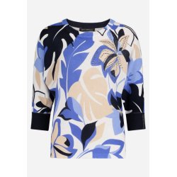 Let lysebl� strikbluse med 3/4 �rmer og rund hals fra Betty Barclay vist forfra.