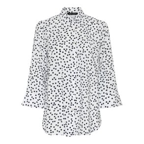 Klassisk hvid Micha skjortebluse med sm� sorte prikker og 3/4 �rmer