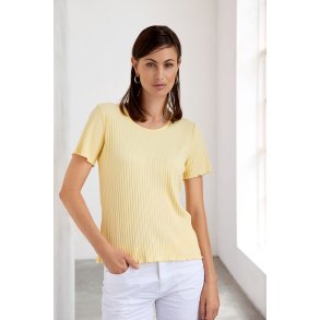 Str�lende gul Micha t-shirt i bl�d ribkvalitet vist p� model