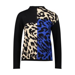 Produktbillede forfra af strikbluse i 100% bomuld med leopardm�nster i sort, beige og kongebl�